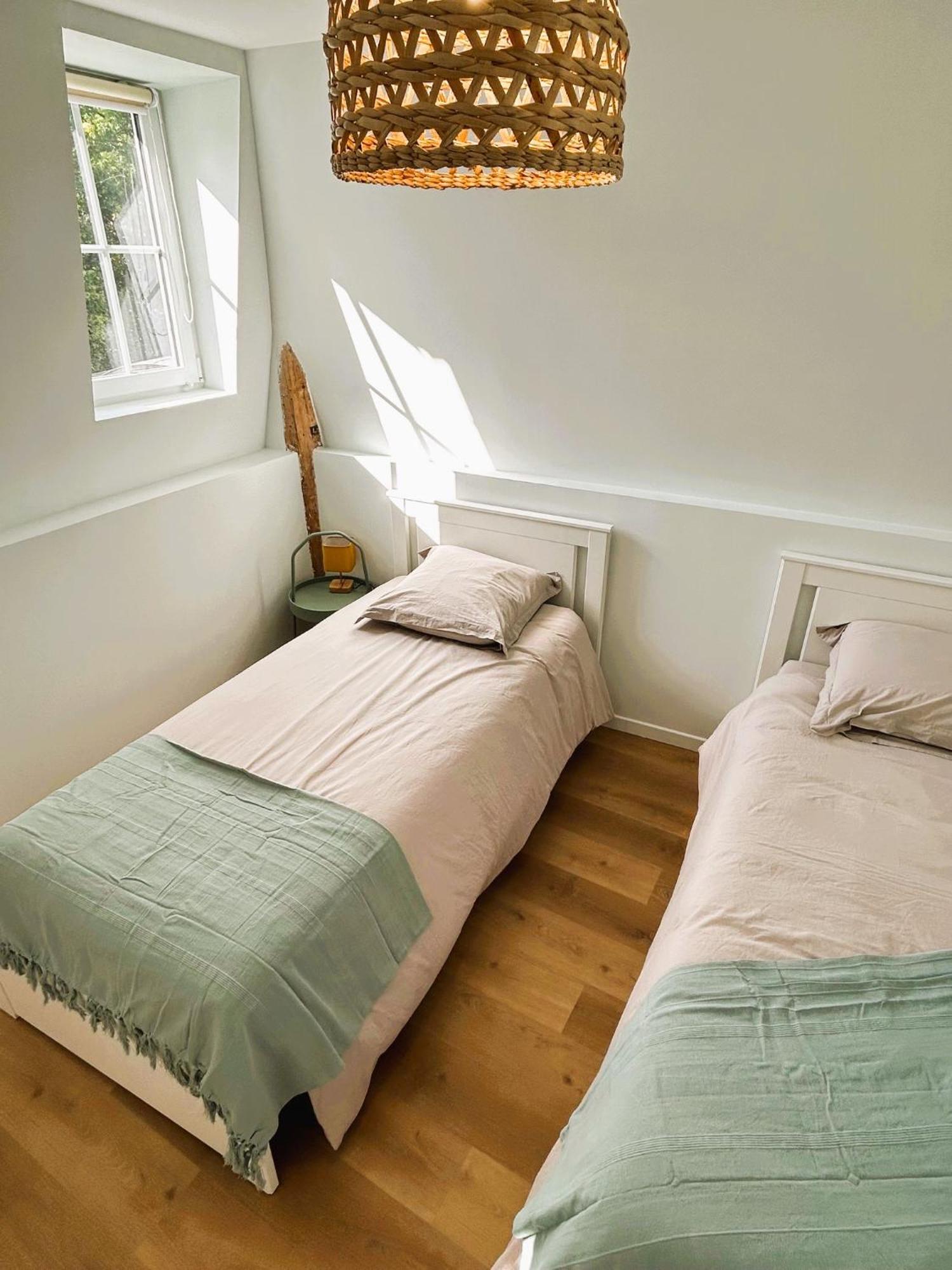 Maison 2 Chambres Avec Parking Et Jardin ノワイヨン エクステリア 写真